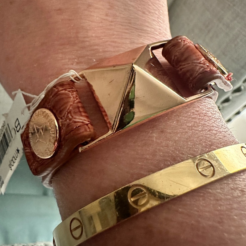 BCBG Generation Faux Leather Rose Gold Pyramid Snap Bracelet NWT